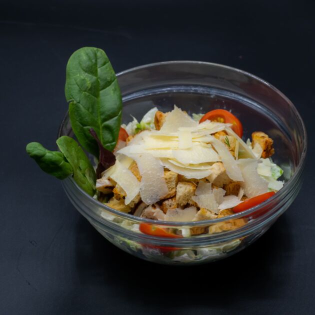 Salata Caesar