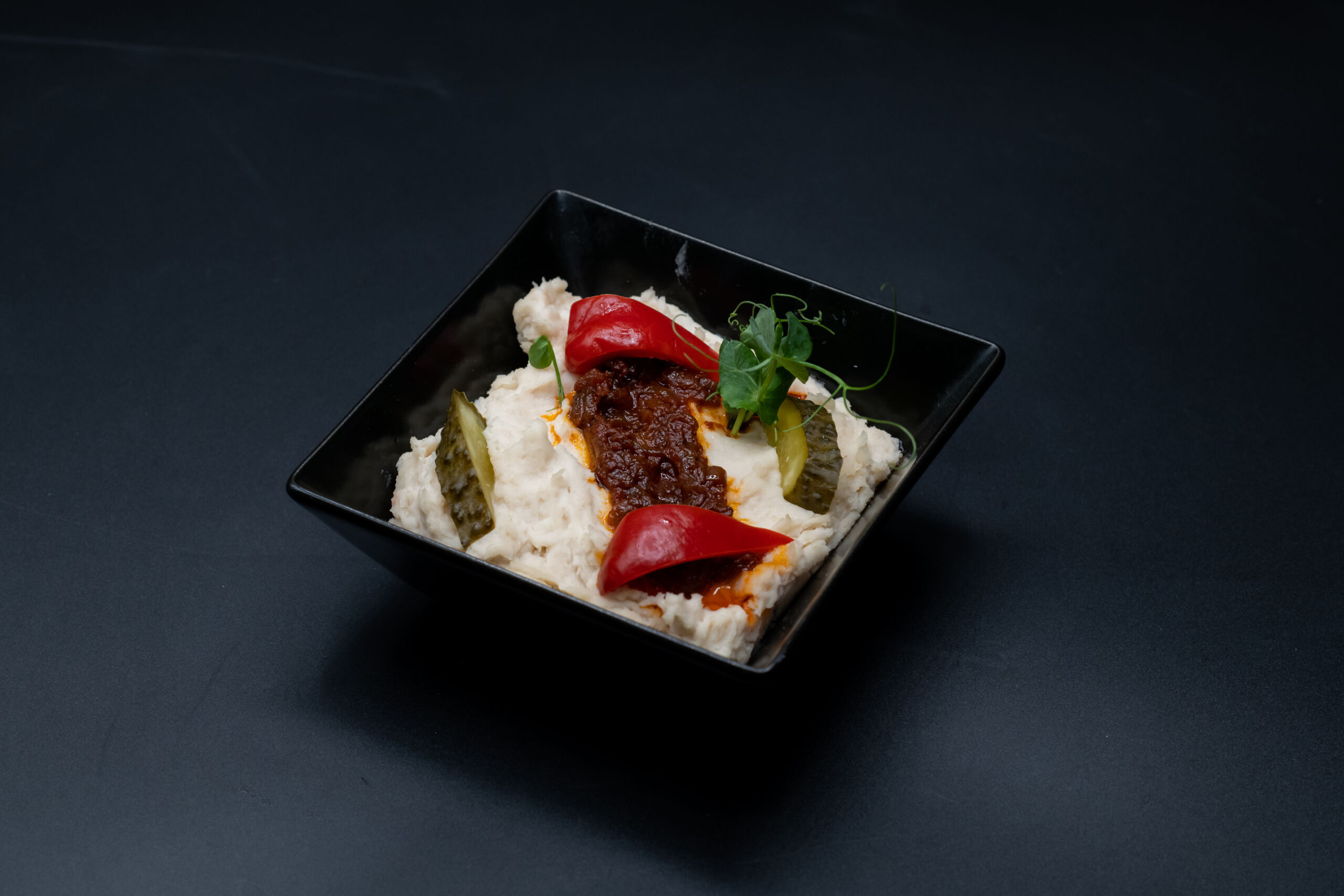 Salată de fasole bătută